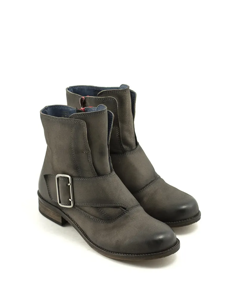 Unity In Diversity Lugano Low Heel Boot